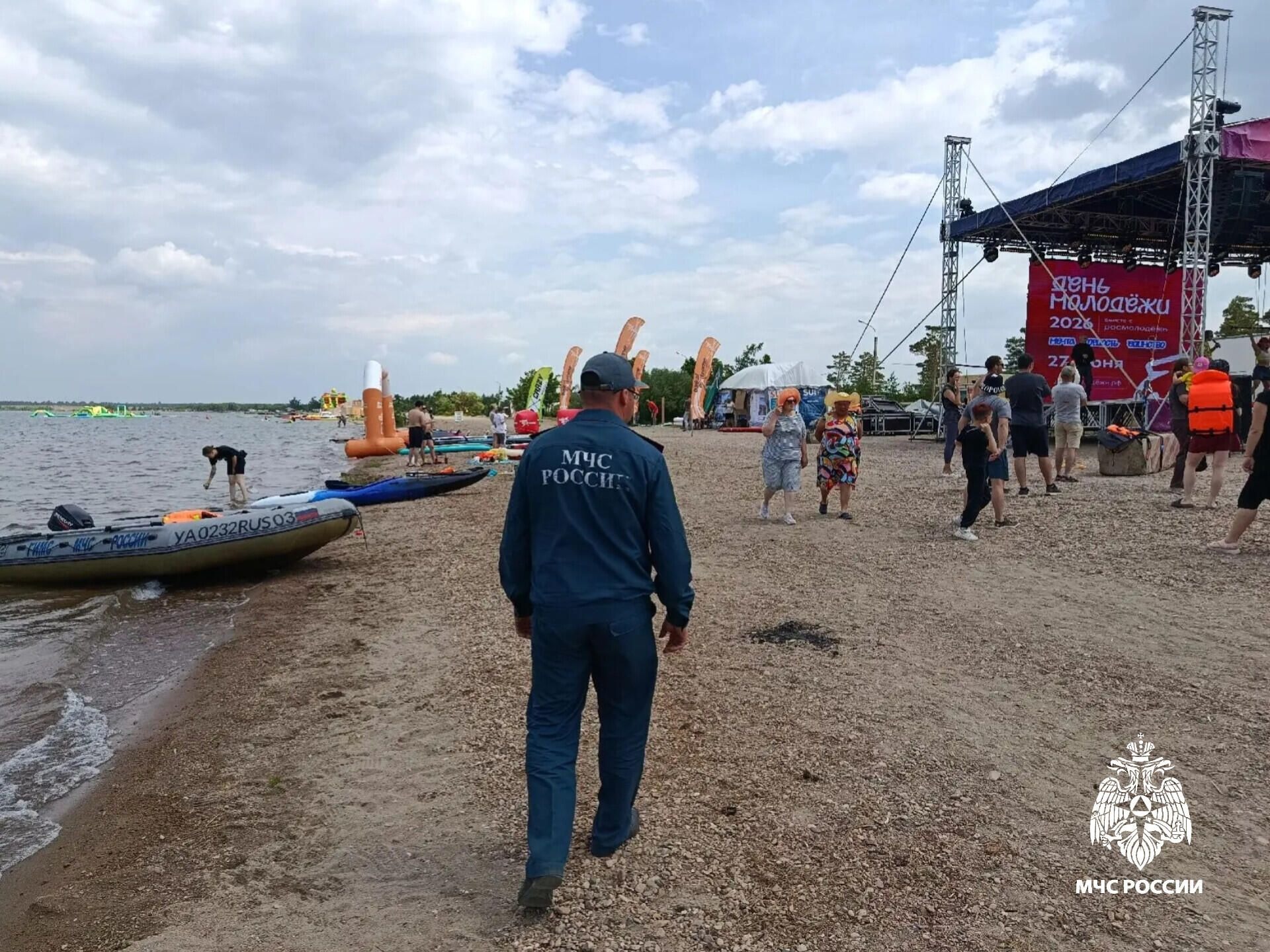 МЧС России напоминает о правилах безопасности на воде в летний сезон